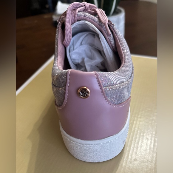BRAND NEW W/ BOX Michael Kors Women's Pink Glitter Sneakers - Picture 4 of 6